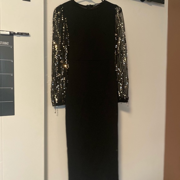 Black fitted midi dress - Picture 1 of 2